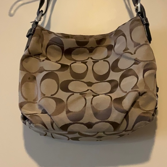 COACH Signature Jacquard Hobo Crossbody Duffle # F15067  Bag Top Zip - Picture 3 of 9